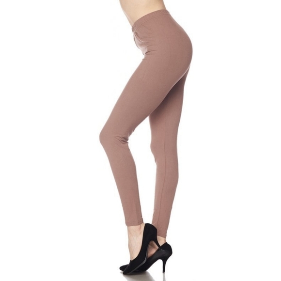 SOLID Camel Tan Color Seamless Full Length Leggings Size 12-20 NWT - Picture 1 of 3